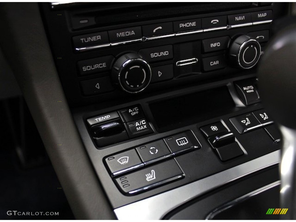 2013 Porsche Boxster S Controls Photo #84935638