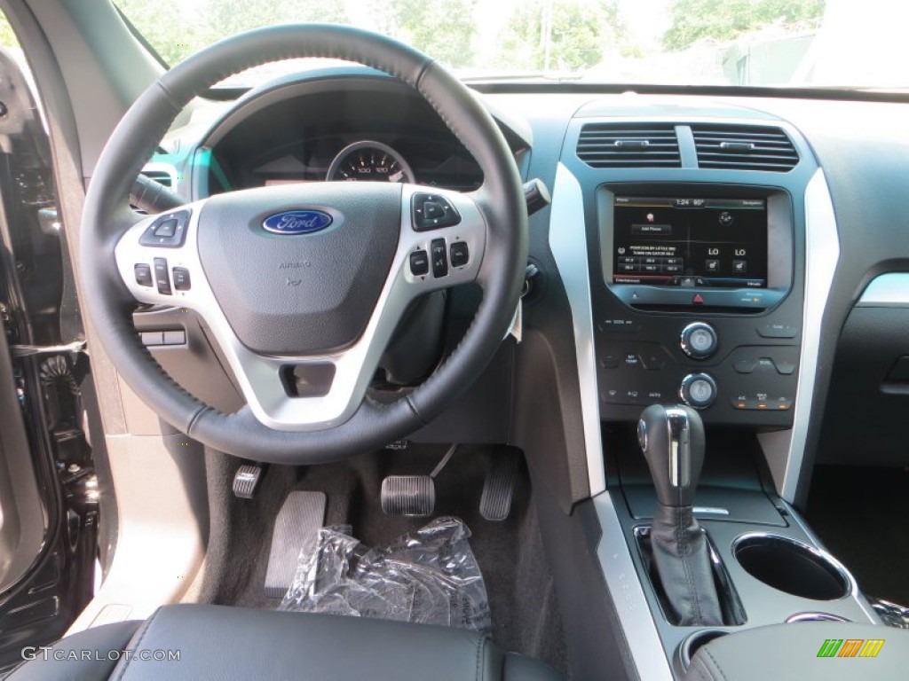 2014 Explorer XLT - Dark Side / Charcoal Black photo #29