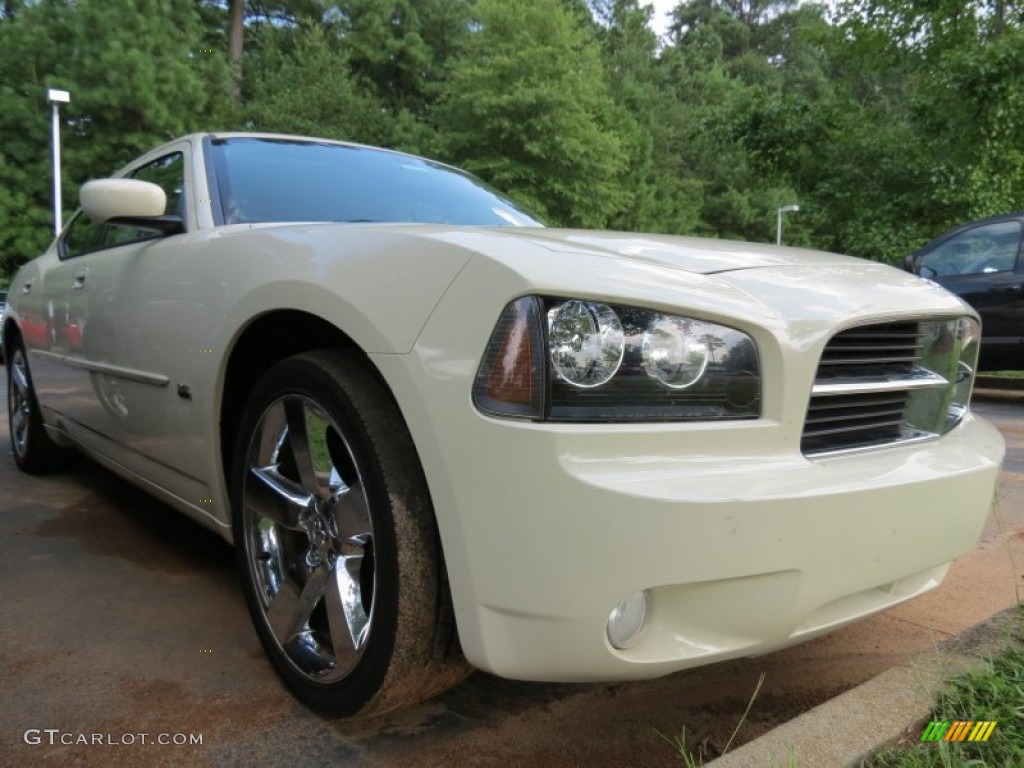 2010 Charger Rallye - Cool Vanilla / Dark Slate Gray photo #4