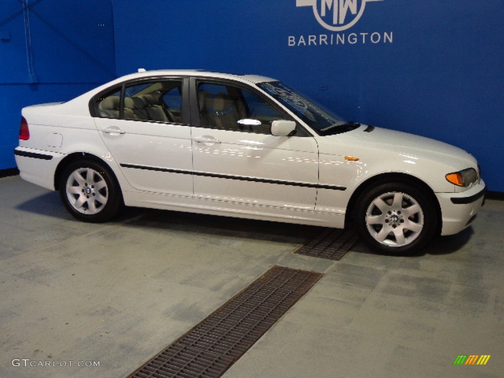 2004 3 Series 325xi Sedan - Alpine White / Black photo #17