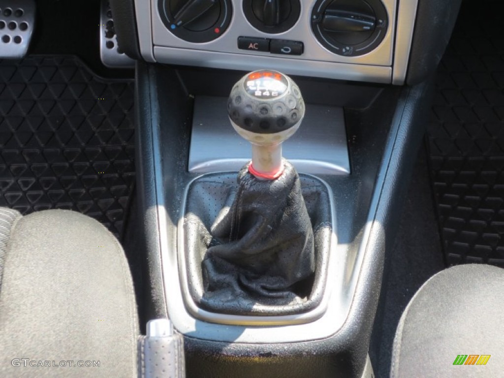 2003 Volkswagen GTI 1.8T Transmission Photos