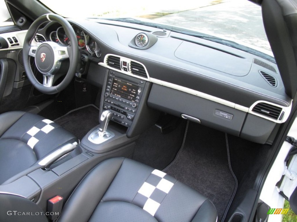 2011 Porsche 911 Speedster Black/Speedster Details Dashboard Photo #84950866