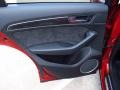 Black Leather/Alcantara 2014 Audi SQ5 Premium plus 3.0 TFSI quattro Door Panel