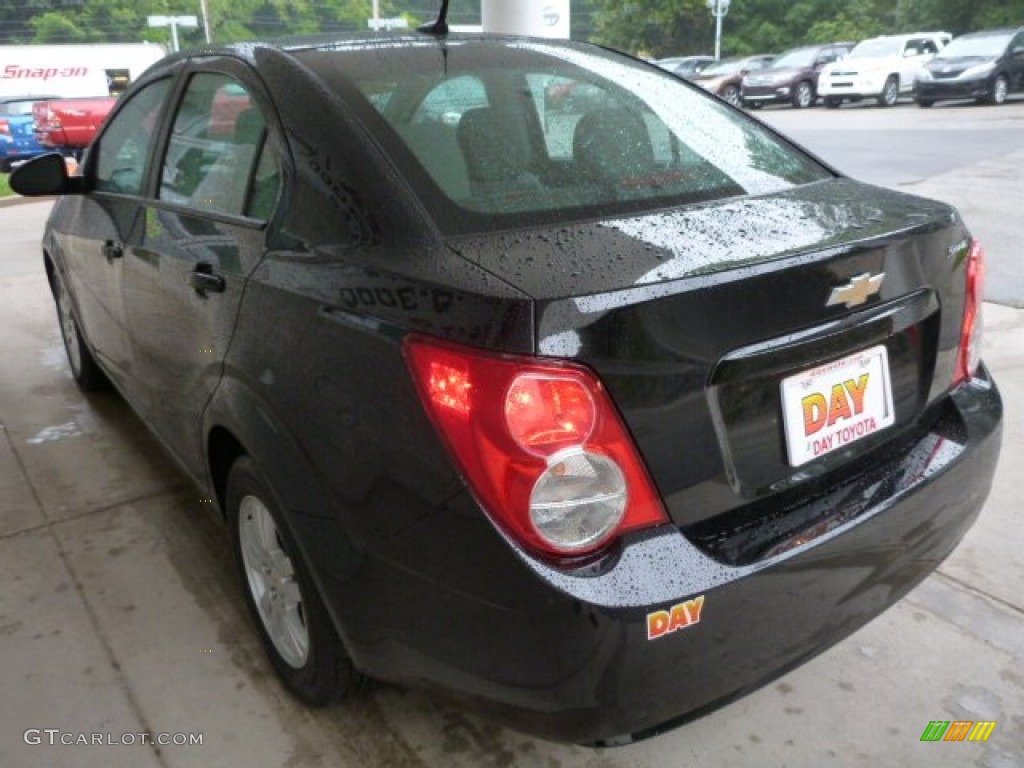 2012 Sonic LS Sedan - Black / Jet Black/Dark Titanium photo #5