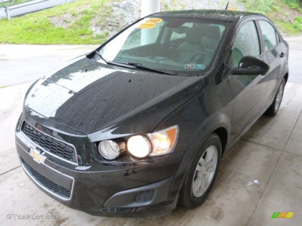 2012 Sonic LS Sedan - Black / Jet Black/Dark Titanium photo #6
