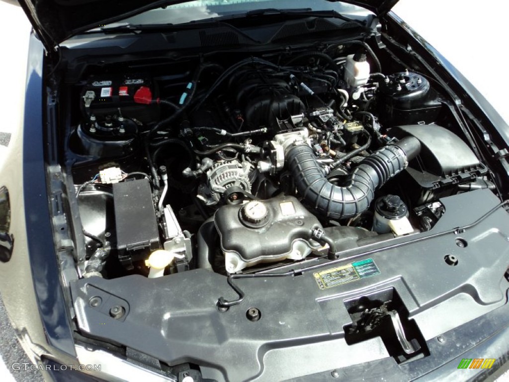 2010 Ford Mustang V6 Premium Coupe Engine Photos