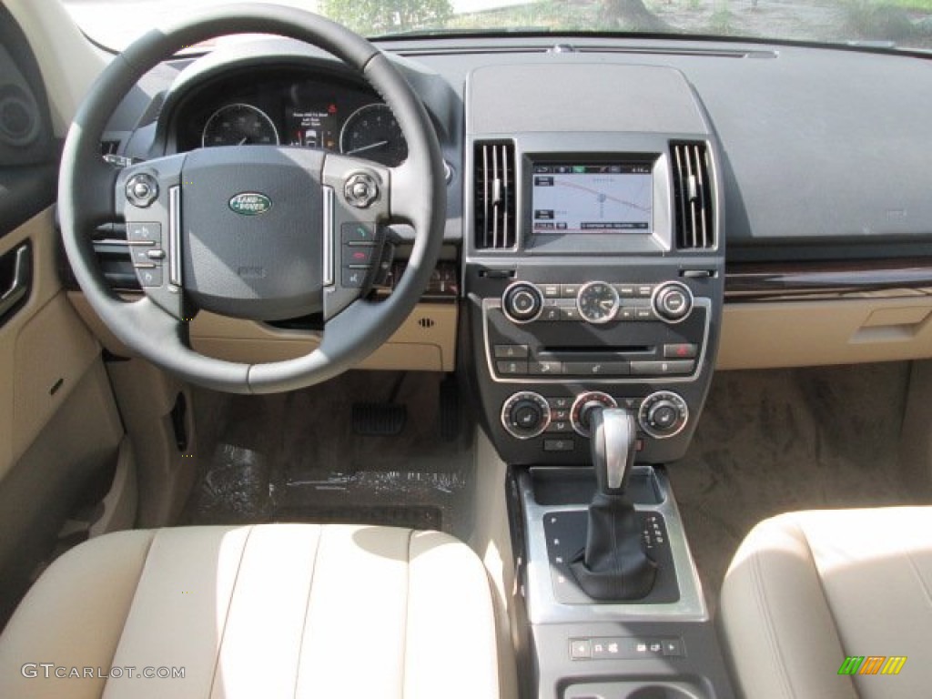 2013 Land Rover LR2 HSE Almond Dashboard Photo #84955504