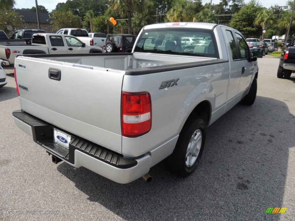 2005 F150 STX SuperCab - Silver Metallic / Medium Flint Grey photo #12