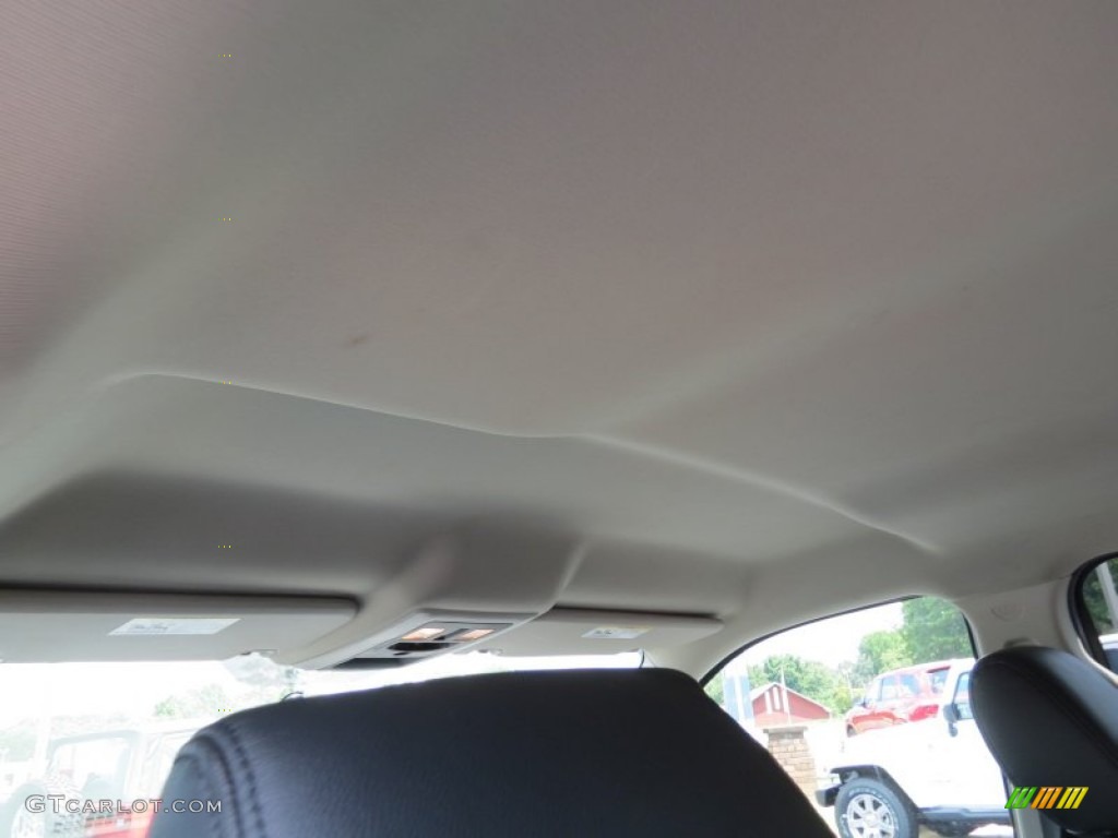 2012 Ram 2500 HD SLT Crew Cab 4x4 - Bright Silver Metallic / Dark Slate/Medium Graystone photo #14