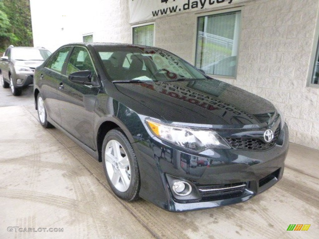 2014 Camry SE - Cosmic Gray Metallic / Black photo #1