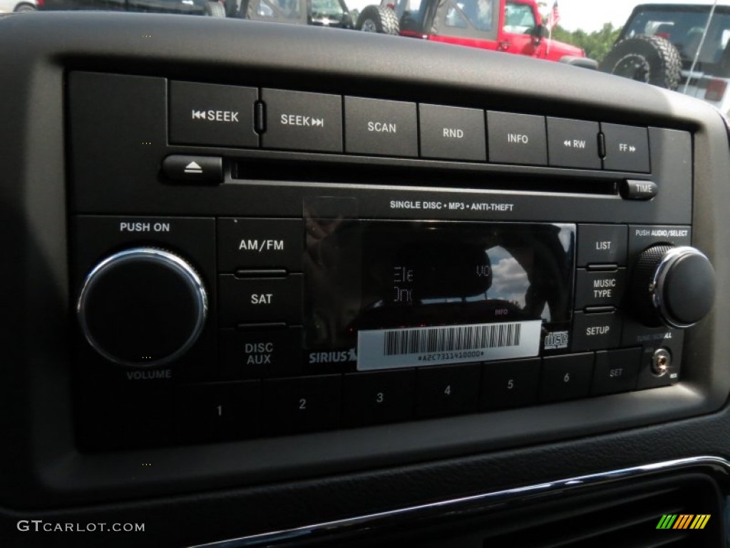 2014 Dodge Grand Caravan American Value Package Audio System Photos