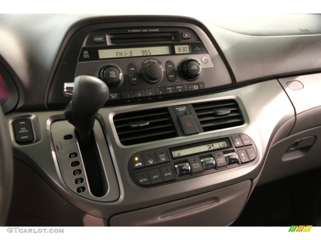 2010 Honda Odyssey EX Controls Photos