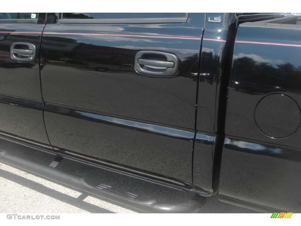 2005 Silverado 3500 LS Crew Cab 4x4 - Black / Dark Charcoal photo #14