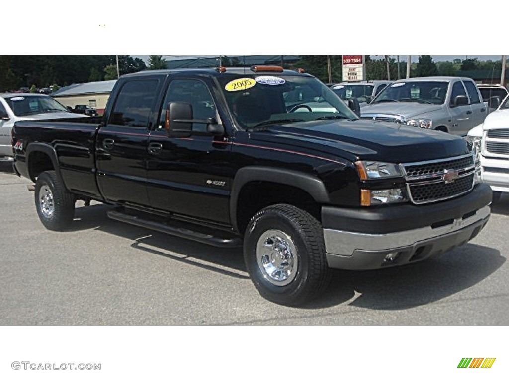 2005 Silverado 3500 LS Crew Cab 4x4 - Black / Dark Charcoal photo #33