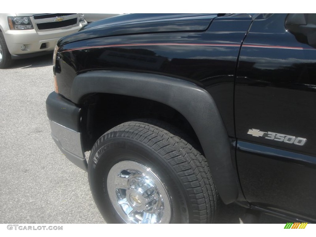 2005 Silverado 3500 LS Crew Cab 4x4 - Black / Dark Charcoal photo #77