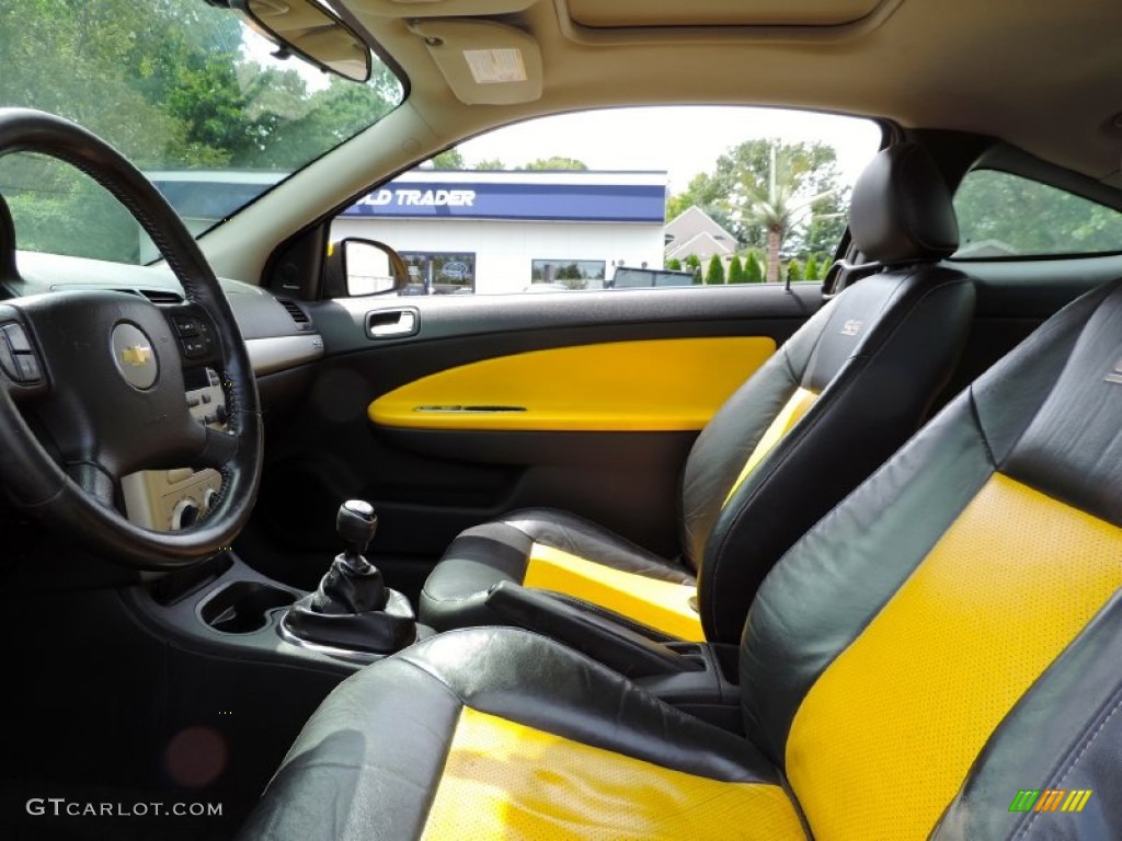 2005 Cobalt SS Supercharged Coupe - Rally Yellow / Ebony photo #13