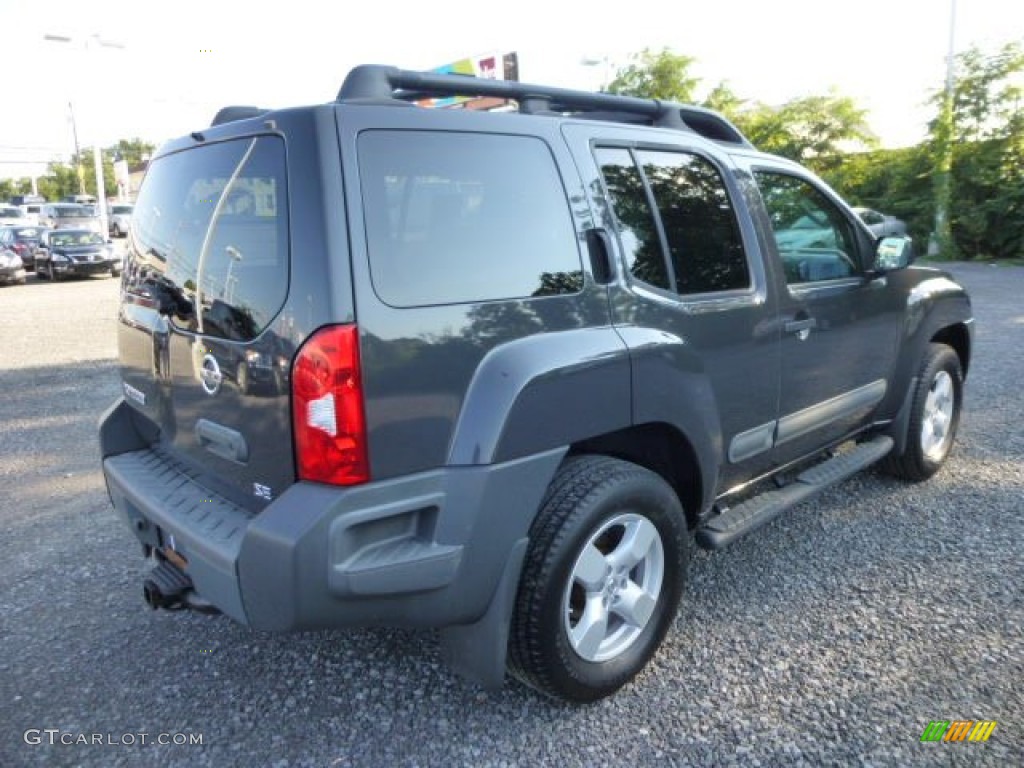 2005 Xterra SE 4x4 - Night Armor Pearl / Steel/Graphite photo #11