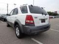 Clear White - Sorento LX Photo No. 4
