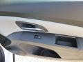 Summit White - Cruze LS Photo No. 14