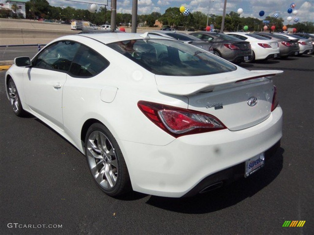2013 Genesis Coupe 3.8 Track - White Satin Pearl / Black Leather photo #5