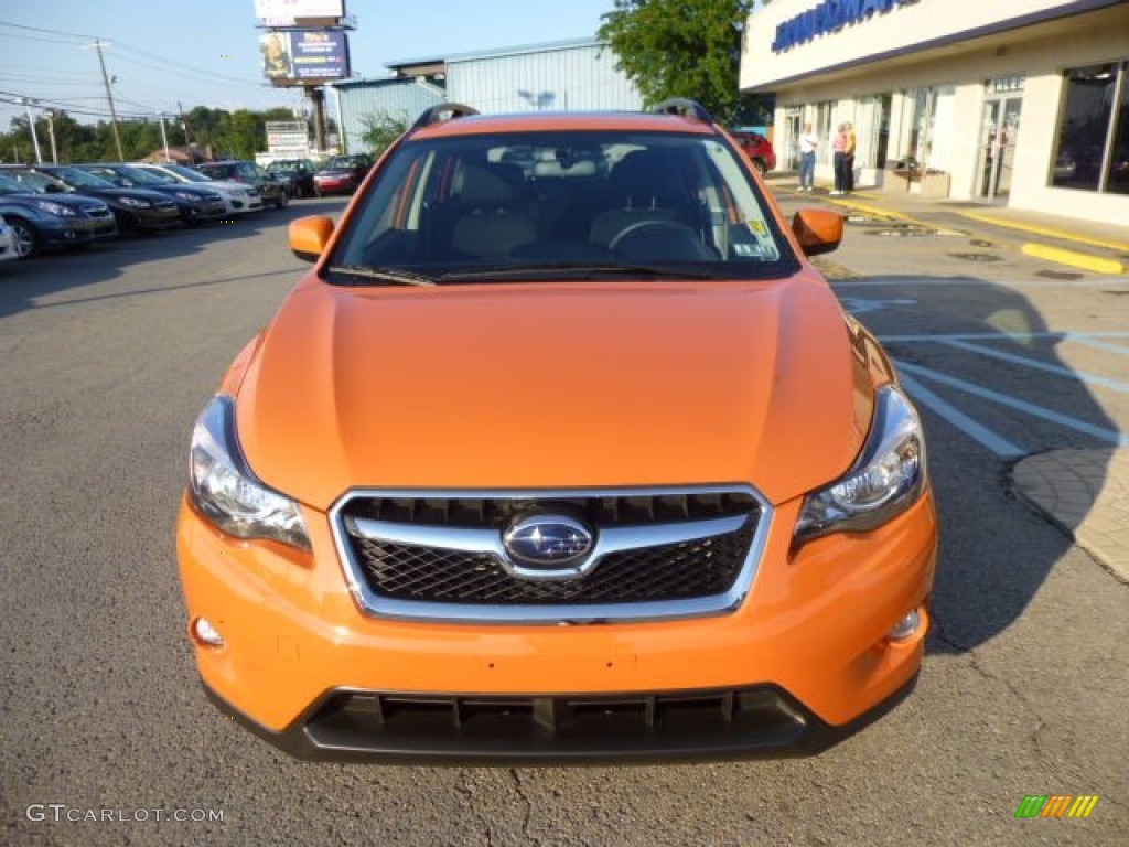 2013 XV Crosstrek 2.0 Premium - Tangerine Orange Pearl / Black photo #2