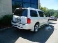 Tuscan White Pearl - QX 56 4WD Photo No. 5