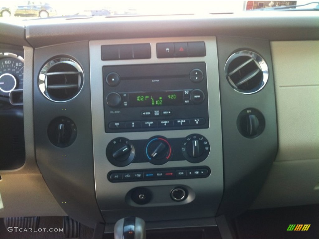 2007 Expedition XLT 4x4 - Carbon Metallic / Stone photo #12