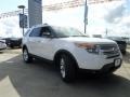 2014 White Platinum Ford Explorer XLT  photo #7