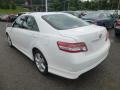 Super White - Camry SE Photo No. 5