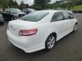 Super White - Camry SE Photo No. 6