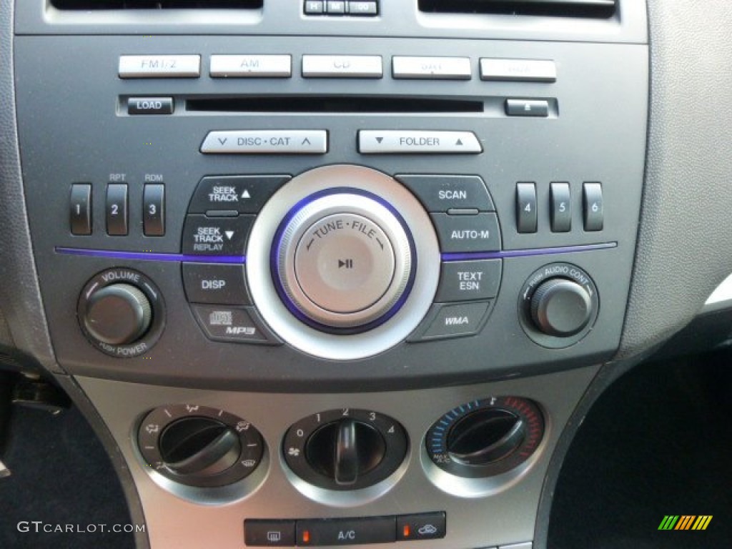 2011 Mazda MAZDA3 i Touring 4 Door Controls Photo #84979121