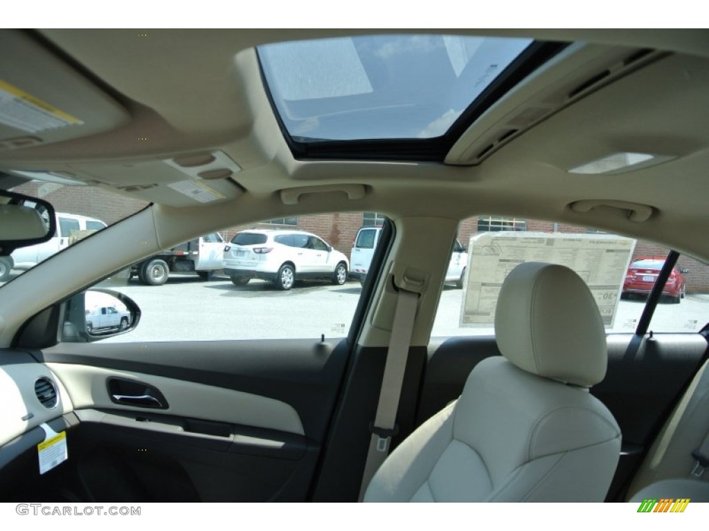 2014 Cruze LTZ - Rainforest Green Metallic / Cocoa/Light Neutral photo #10