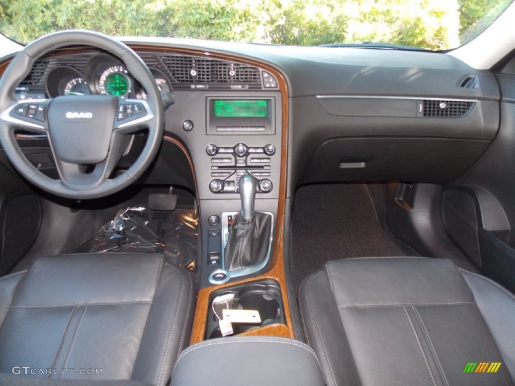 2011 Saab 9-5 Turbo4 Premium Sedan Jet Black Dashboard Photo #84980483