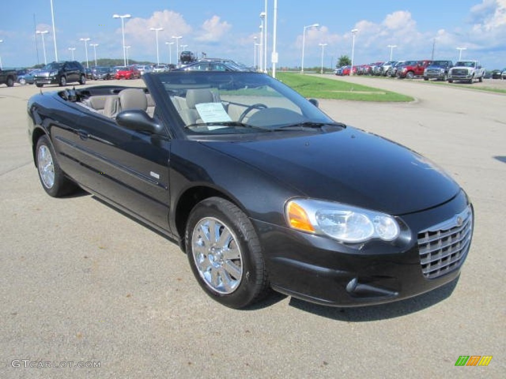 2005 Sebring Signature Series Convertible - Brilliant Black / Dark Taupe/Medium Taupe photo #5