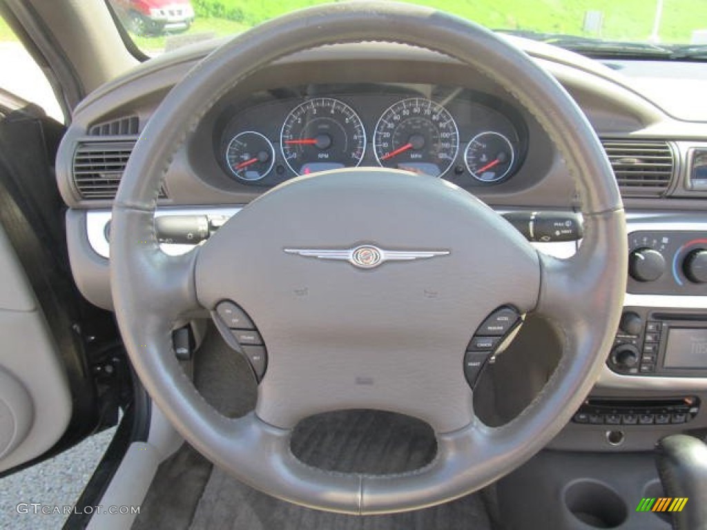 2005 Sebring Signature Series Convertible - Brilliant Black / Dark Taupe/Medium Taupe photo #10