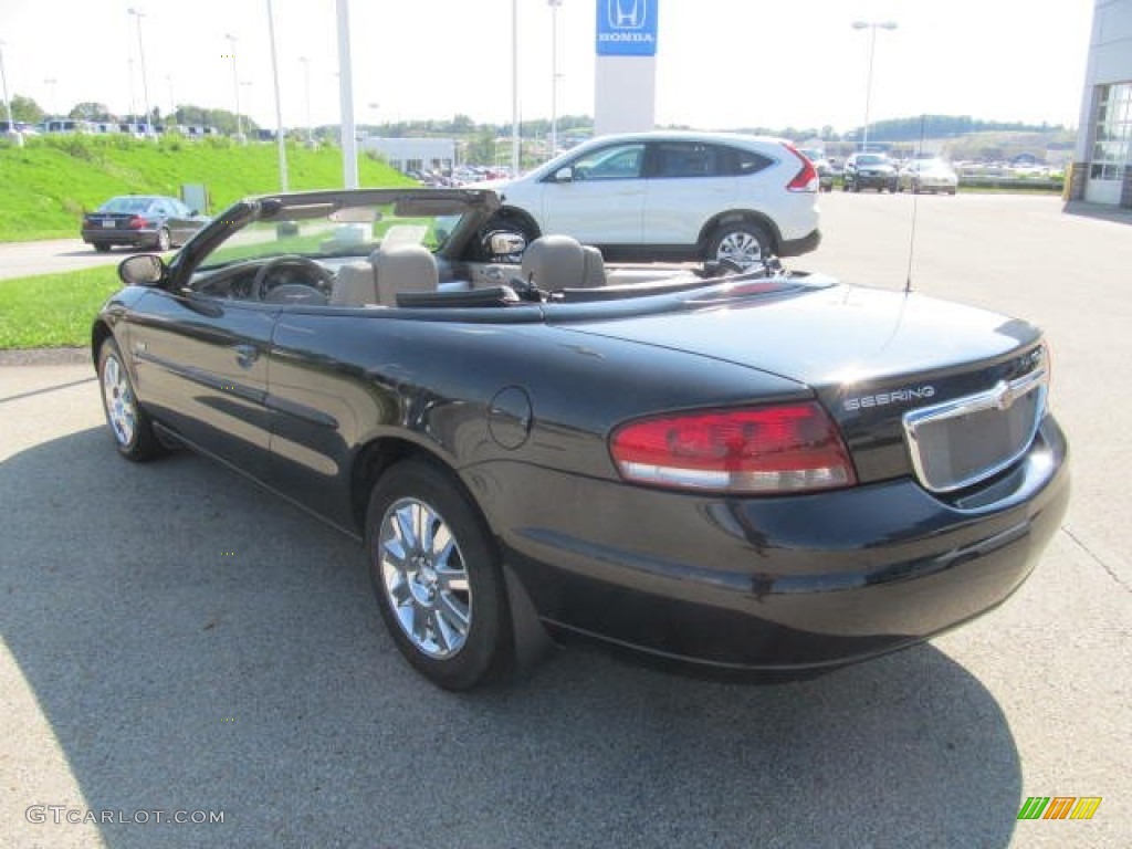 2005 Sebring Signature Series Convertible - Brilliant Black / Dark Taupe/Medium Taupe photo #15