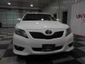 Super White - Camry SE Photo No. 2