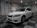 Super White - Camry SE Photo No. 3