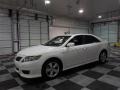 Super White - Camry SE Photo No. 4