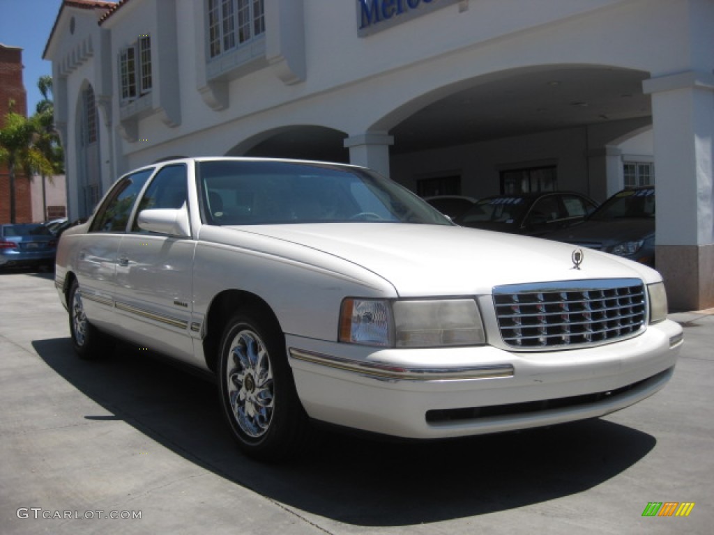 1999 DeVille Sedan - White Diamond / Oatmeal photo #1