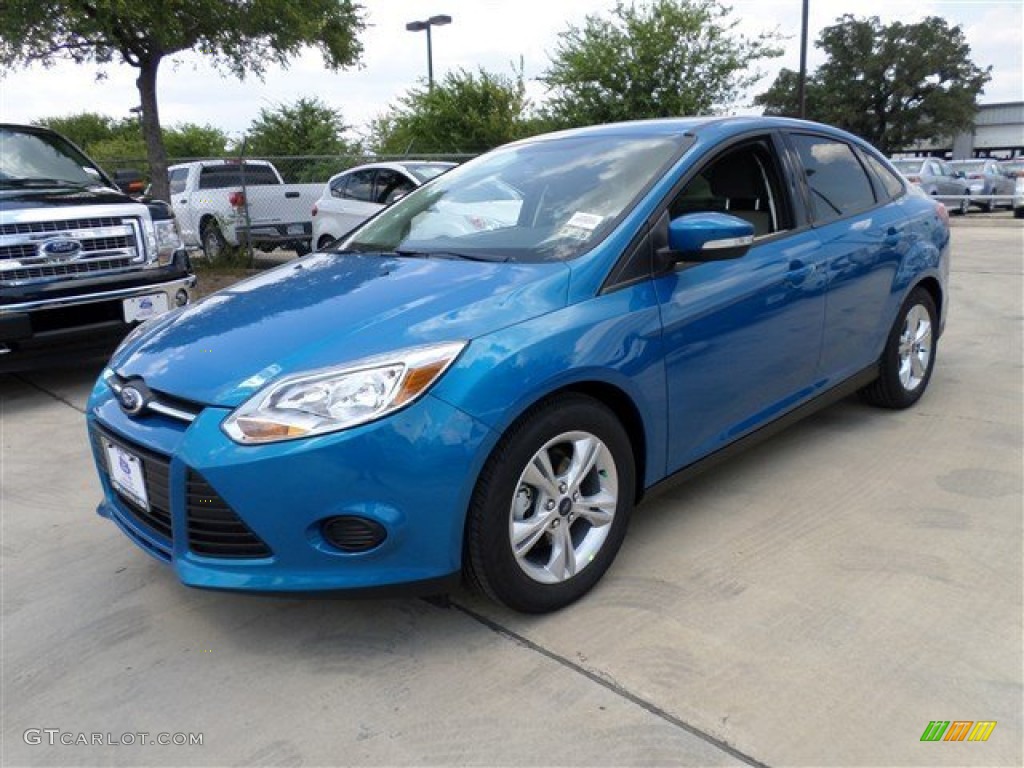 2014 Blue Candy Ford Focus SE Sedan 84986868 Photo 11