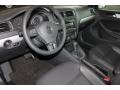 Black - Jetta SE Sedan Photo No. 12