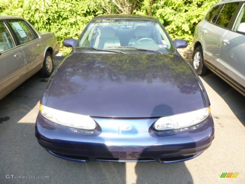 2001 Alero GL Sedan - Midnight Blue Metallic / Pewter photo #5