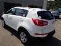 Clear White - Sportage LX Photo No. 6