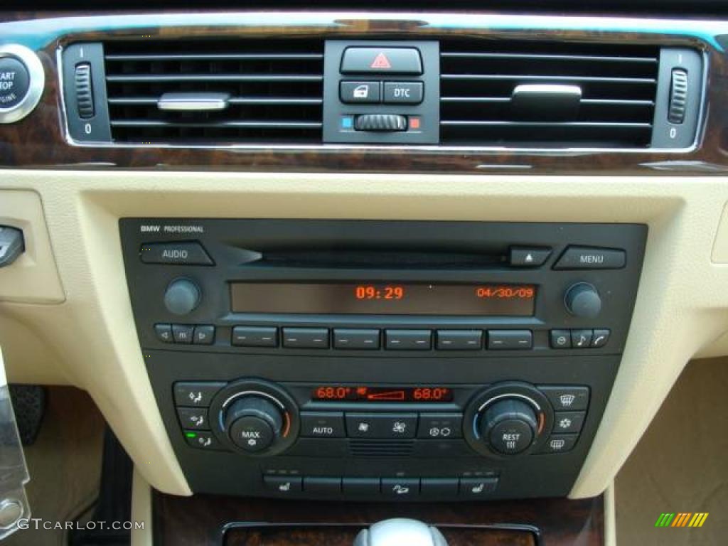2006 3 Series 325xi Sedan - Jet Black / Beige photo #15