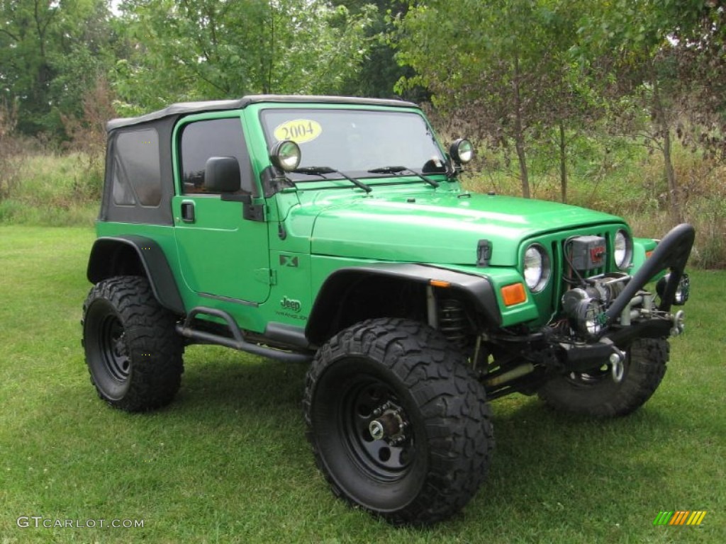 2004 Wrangler X 4x4 - Electric Lime Green Pearl / Dark Slate Gray photo #1