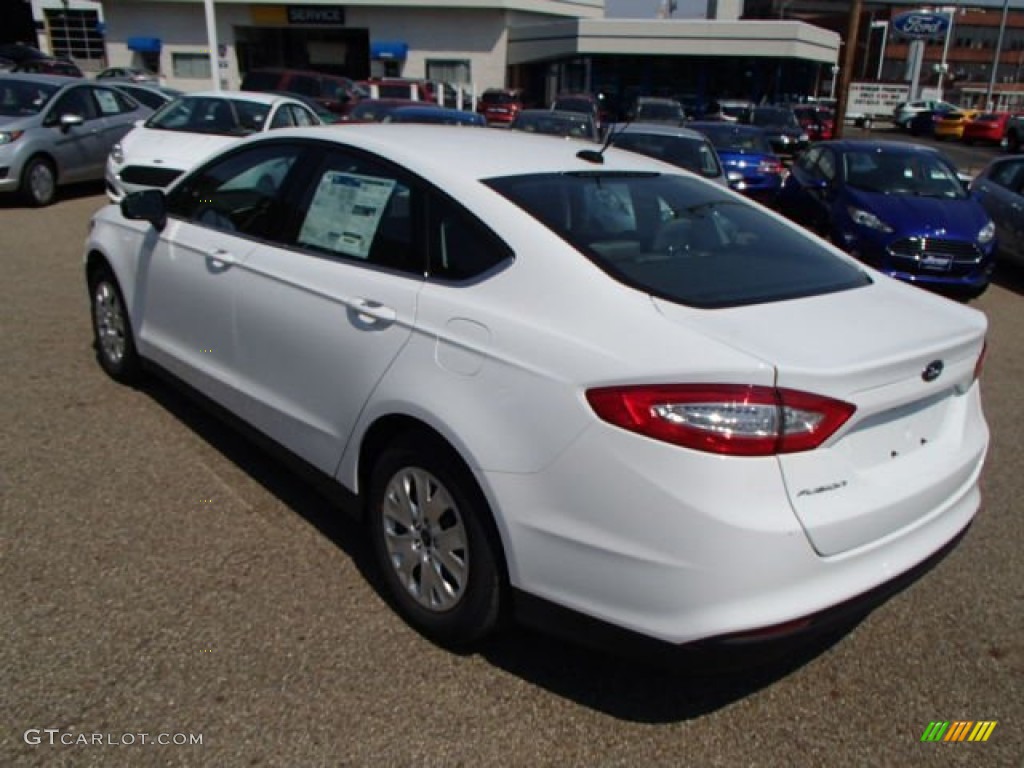 2013 Fusion S - Oxford White / Earth Gray photo #6