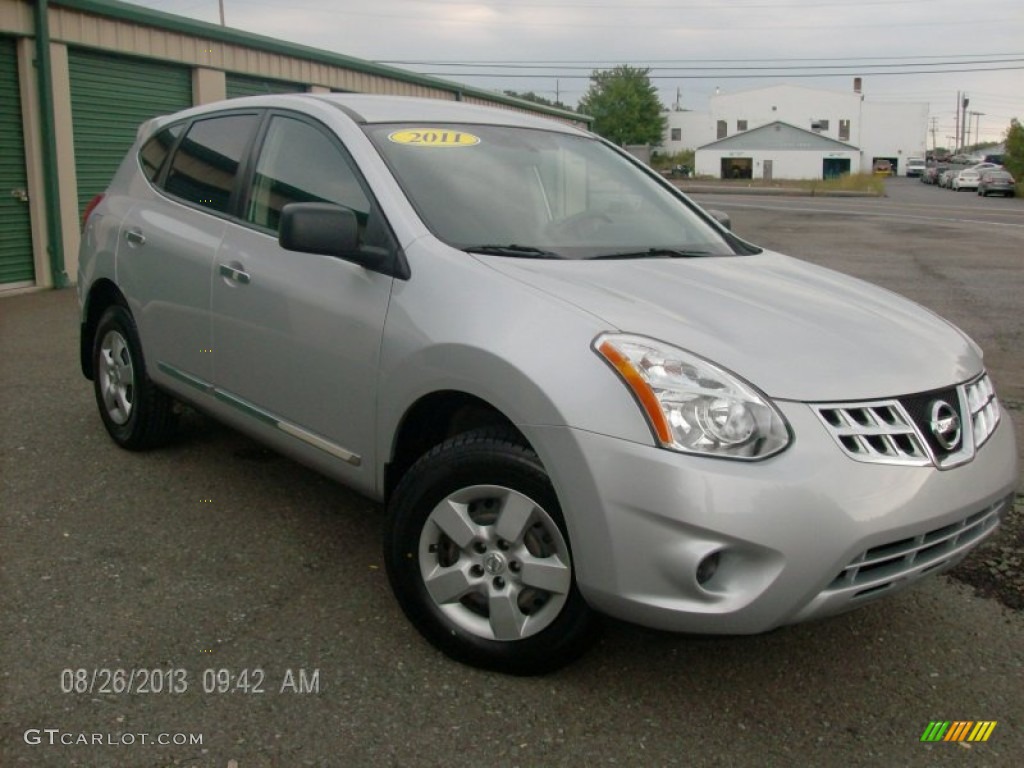 2011 Rogue S AWD - Silver Ice Metallic / Black photo #3