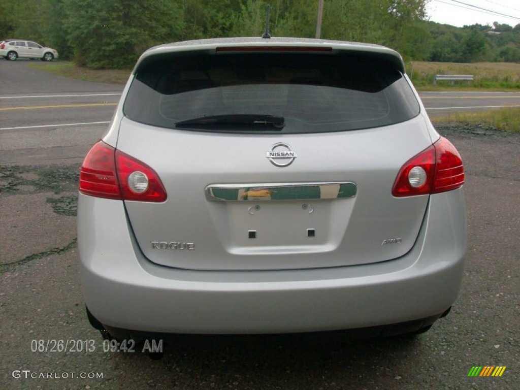 2011 Rogue S AWD - Silver Ice Metallic / Black photo #6