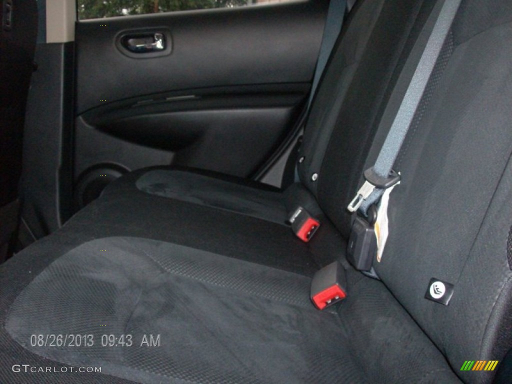 2011 Rogue S AWD - Silver Ice Metallic / Black photo #9